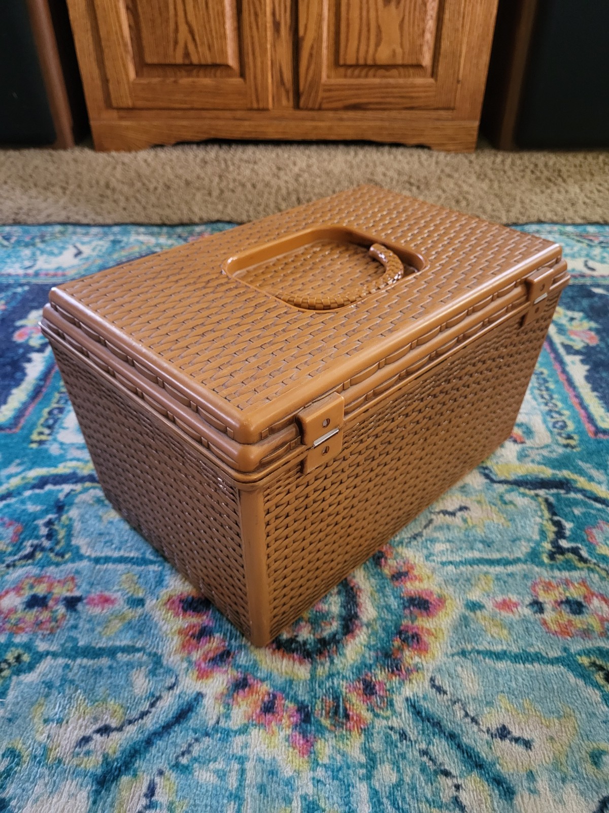 Vintage Wilson Wil-Hold Faux Wicker Basket Weave Sewing Box Tote w/Tray Insert
