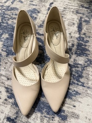 LifeStride Women s Beige Solid Pointed Toe Strap Mary Jane Pump Heels