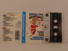 HOUND DOG AND THE MEGAMIXERS GREATEST EVER CHRISTMAS PARTY MEGAMIX 98 4 Track