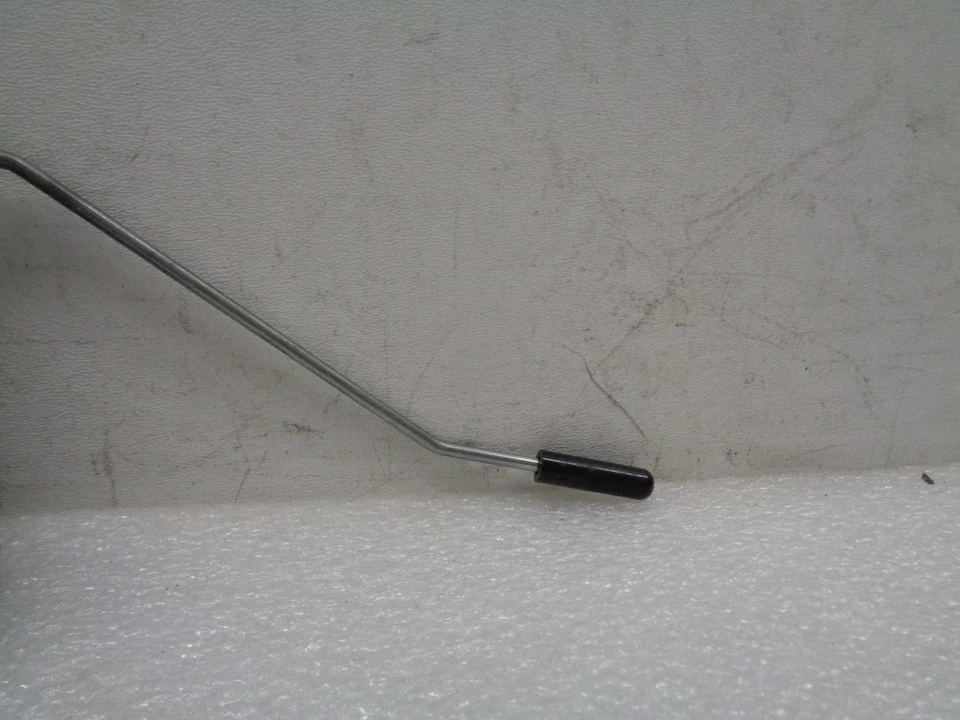 Actuador de cierre de puerta trasero izquierdo BMW 535i 2011-2016 OEM AK251106 Foto 2 de 4