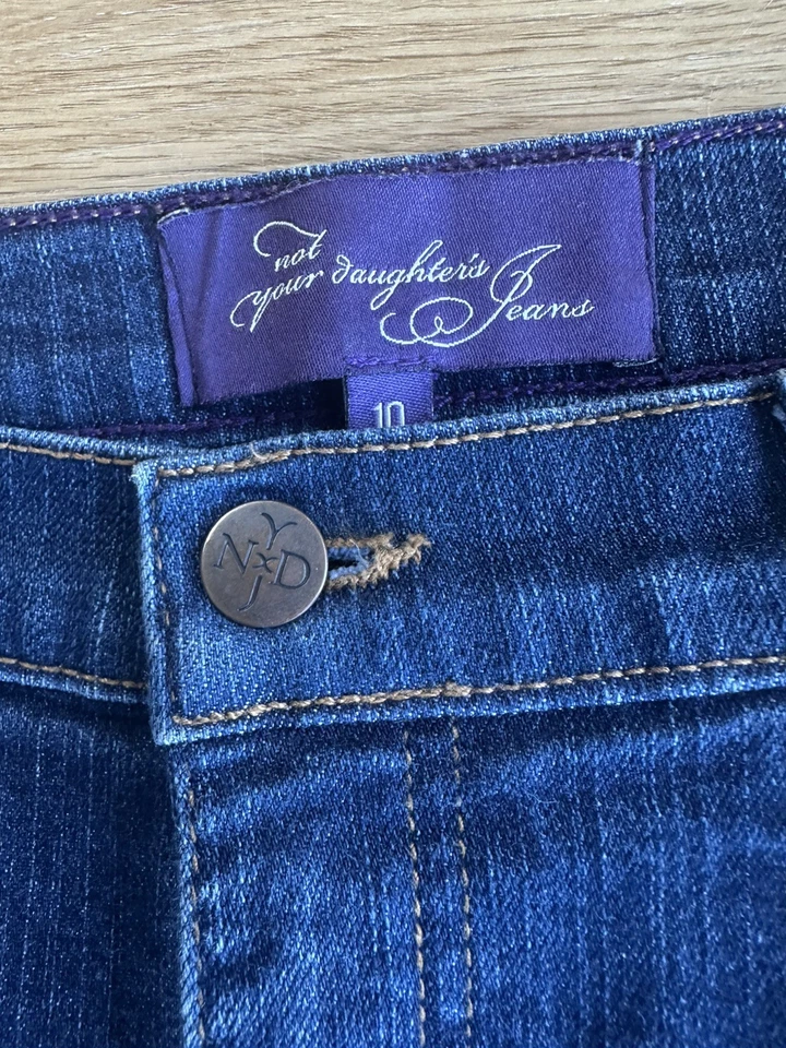NYDJ NOT YOUR DAUGHTER'S JEANS lift tuck Straight Leg  STRETCH DARK BLUE SIZE 10 - Image 2 of 4