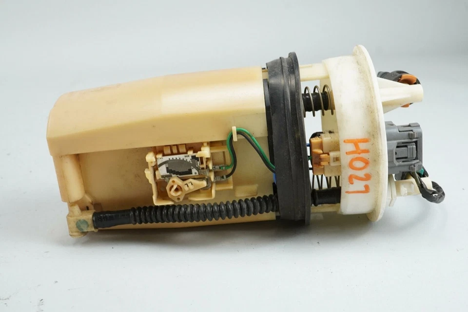 1999 - 2001 Honda Odyssey Rl1 3.5 Liter At Engine Gasoline Gas Fuel Pump Unit Foto 4 de 4