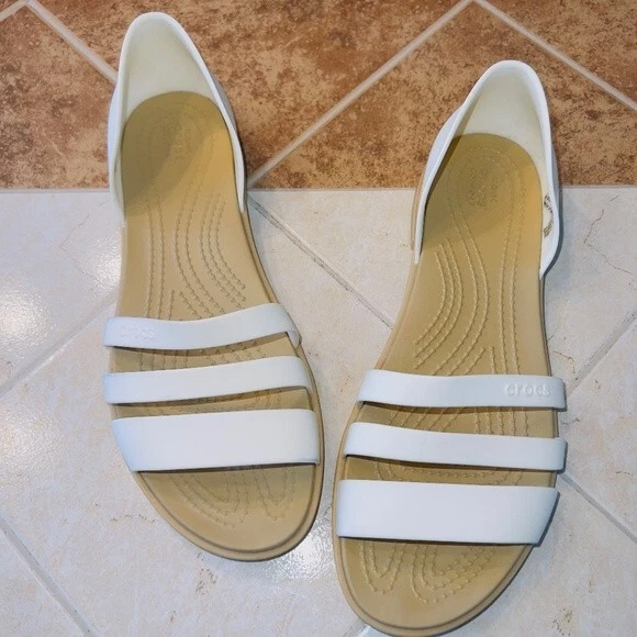 Women's crocs online tulum open flat