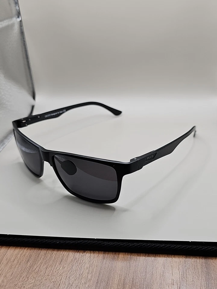 Duco DC8206 Carbon Fiber Black Frame Black Lens Polarized Sunglasses 56-15-139 - Image 2 of 4