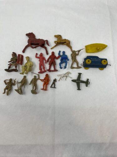VINTAGE 50ER JAHRE PLASTIK SPIELZEUG SOLDATEN SPIELZEUG KONVOLUT ABGENUTZT WIE BESEHEN