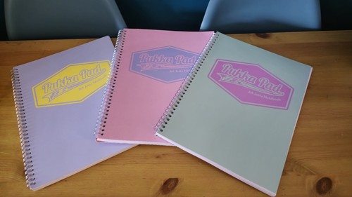 3x Cuaderno Pukka Pad A4 Pastel Jotta Forrado con Cable Azul, Rosa, Verde