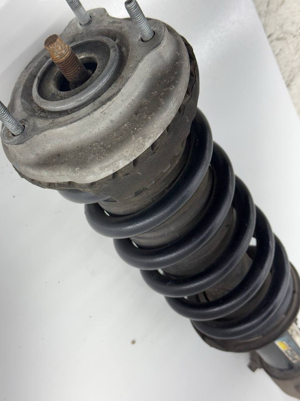 2014-2024 Maserati Ghibli Front Left Shock Absorber Strut & Coil Spring 80k Mile