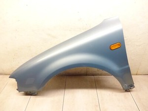 VW Passat 3B Kotflügel vorne links Seitenwand