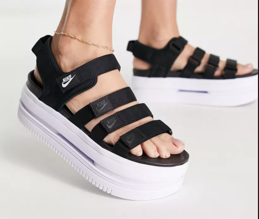 Sandali da donna Nike Icon Classic bianco nero UK 7 5 EUR 42