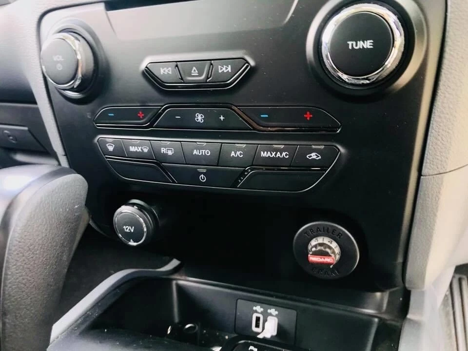 Redarc EBRH-ACCV3 Tow-Pro Elite V3 Electric Brake Controller - image 3 of 4