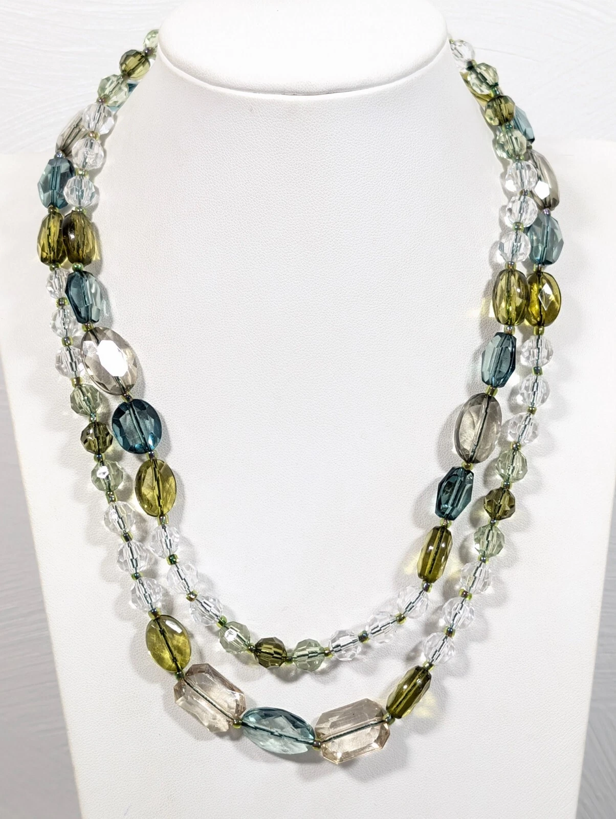 VETEMENTS Collana lunga Boho Western verde acrilico perline stratificato doppio filo 21 pollici