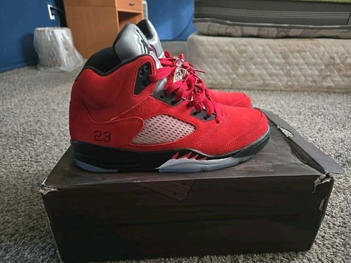 AIR Jordan 5 Raging Bull