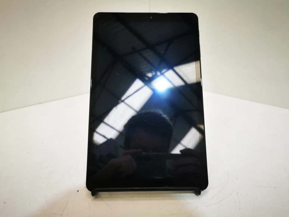 Samsung Galaxy Tab A (SM-T590) (2018) - Black / 10.5" / 32GB / Android Tablet - Image 4 of 4