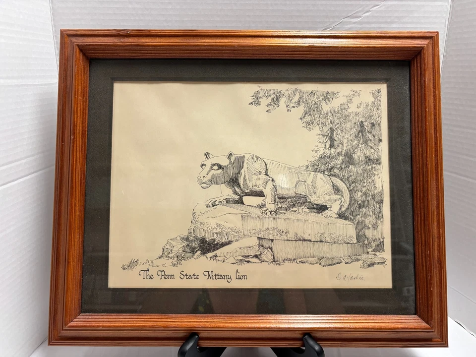 Marco mate estampado grafito DA Toshee' The Penn State Nittany Lion 15,5" x 12,5" Foto 2 de 4