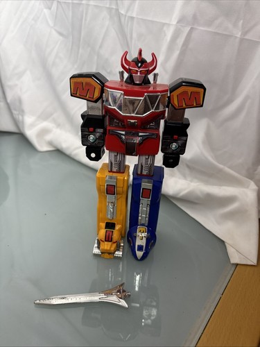 1991 Mighty Morphin Power Rangers 9" Megazord Vintage Punching Fist Bandai