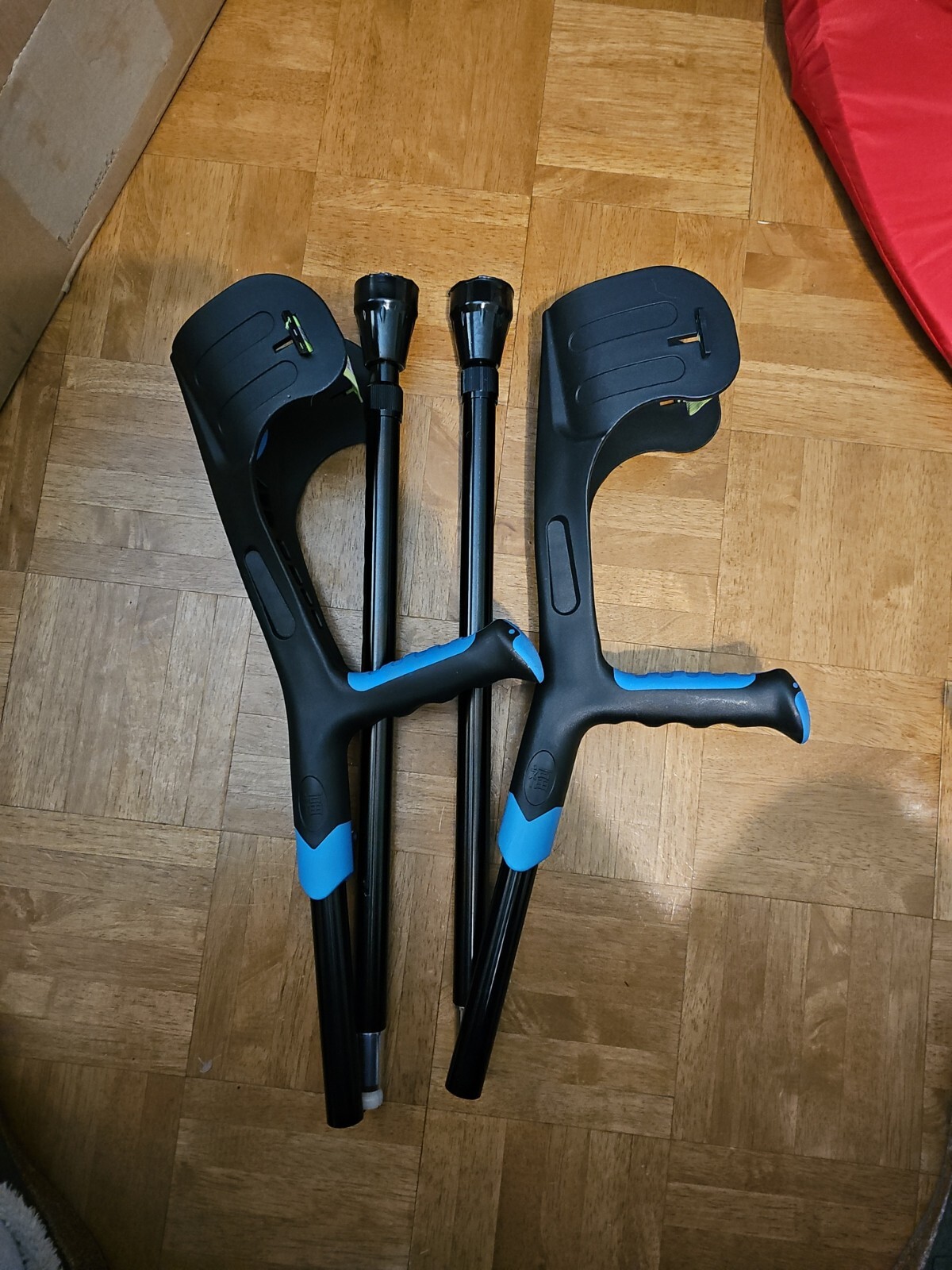 Forearm Crutches Pair, Folding Forearm Crutches Lightweight Adjustable