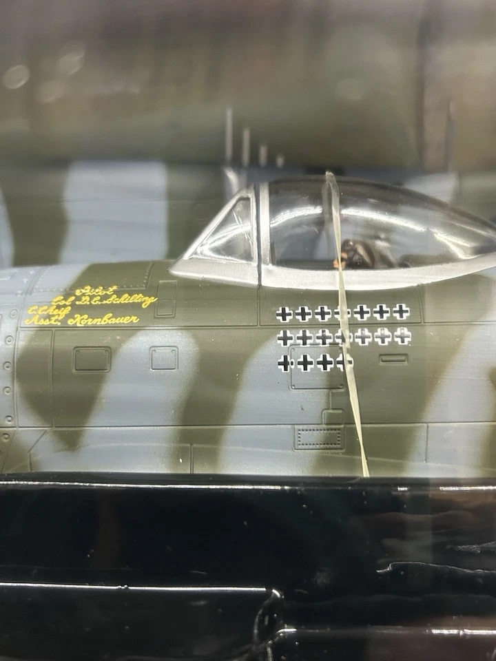 Ultimate Soldier WW2 Dogfight 1:32 Focke-Wulf Fw-190D-9 VS. P-47D Thunderbolt - Image 3 of 4