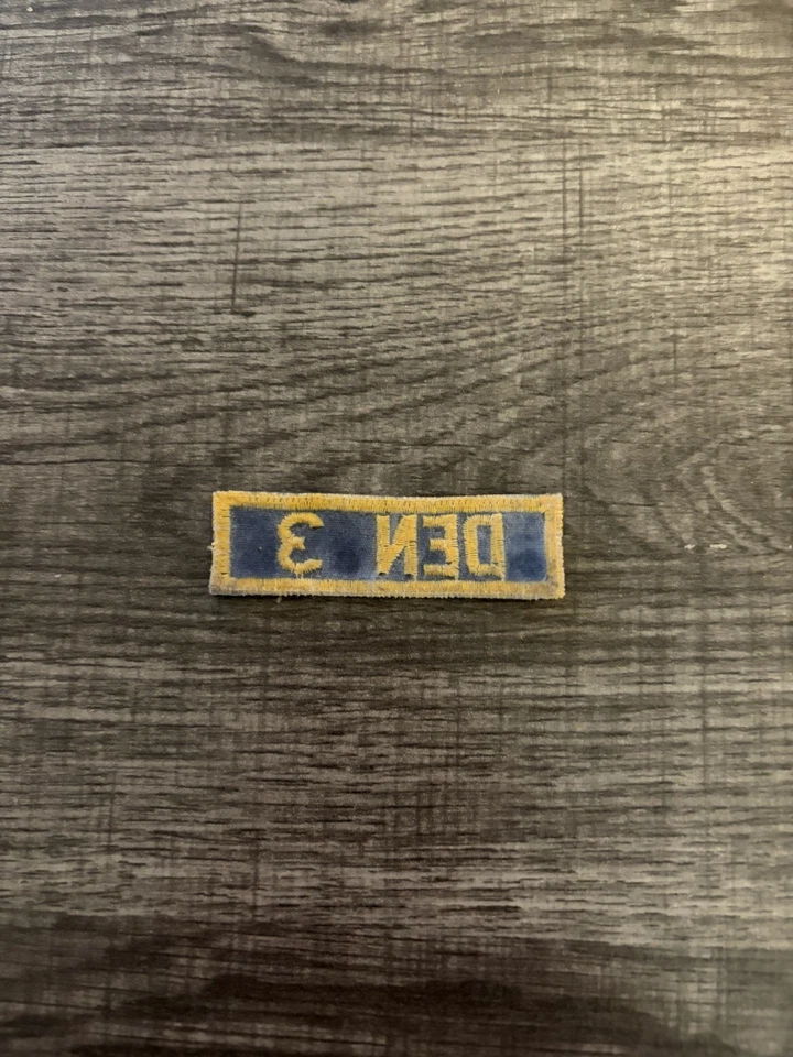 Den 3 Patch Cub Scouts Boy Scouts BSA Vintage Segment Tab - Image 2 of 2