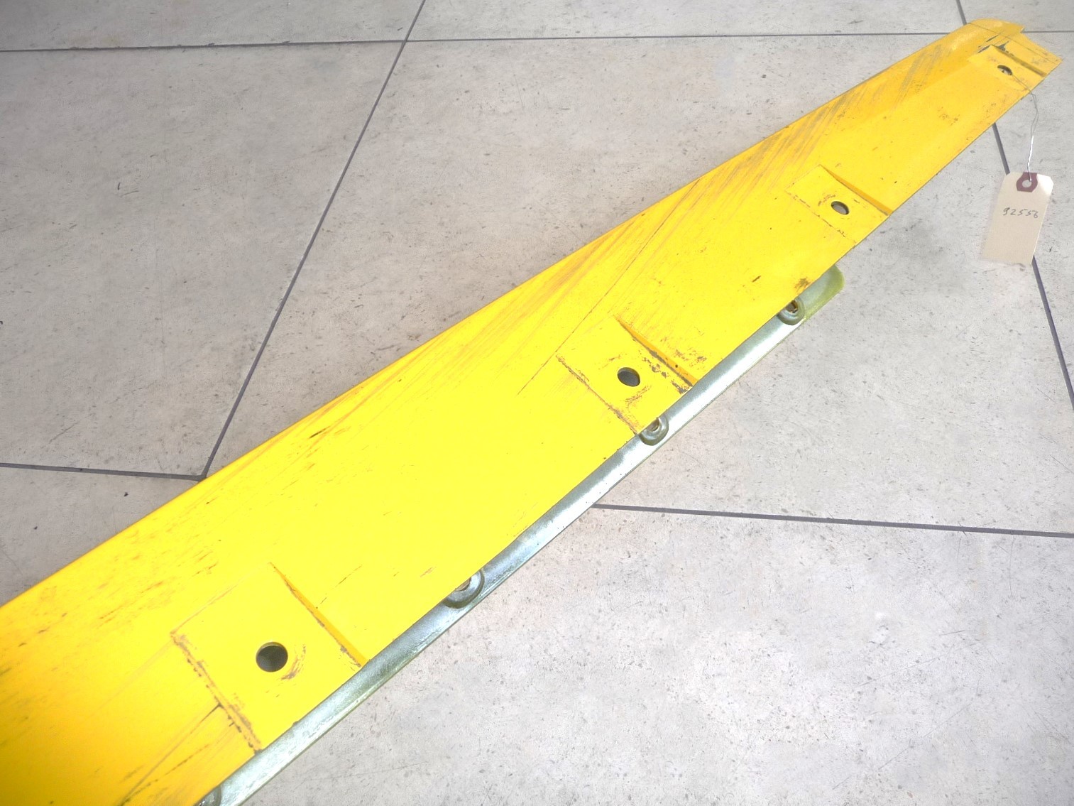 Ferrari 458 2010-2014 Right Molding P/N 83243210