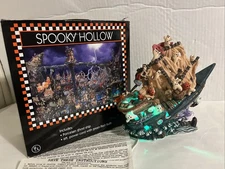 Vtg Spooky Hollow Ghost Ship Porcelain Lighted 1997 Works