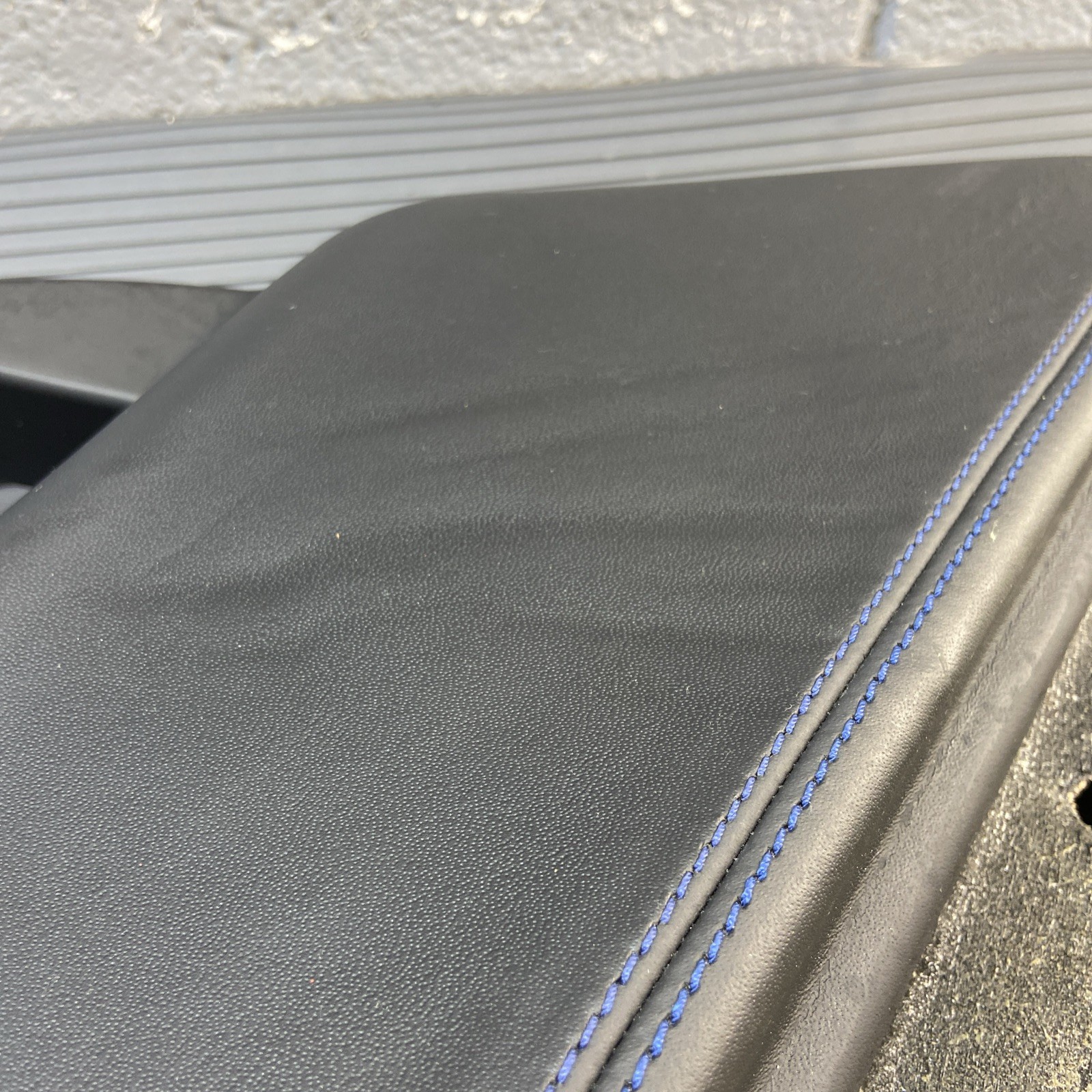2018-2023 Ferrari Portofino F164 Left Door Panel Leather Blue Stitch OEM *NOTE*