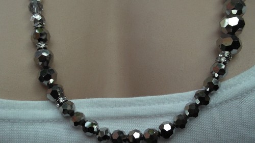 HEBRA/COLLAR FACETA MIMCO MOONBEAM, PERLA HEMATINA, NUEVO CON ETIQUETAS, PRECIO DE VENTA SUGERIDO POR EL FABRICANTE $179 - Imagen 12 de 12