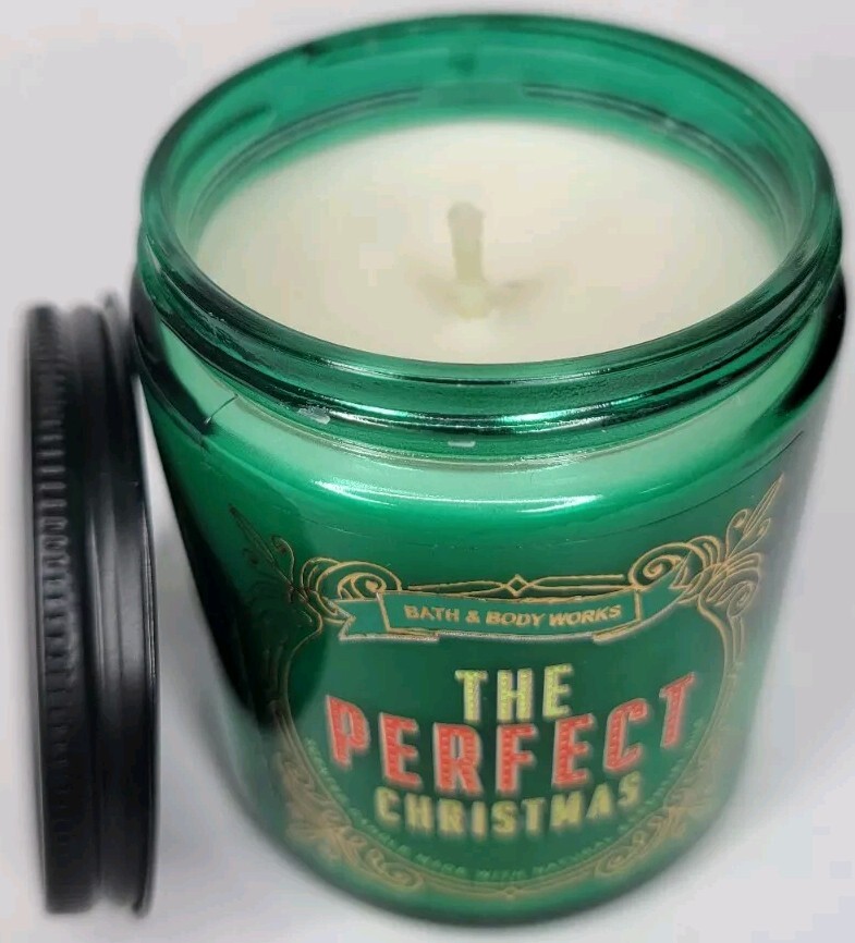 BATH & BODY WORKS THE PERFECT CHRISTMAS 1 WICK SCENTED 7 OZ CANDLE