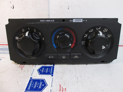   2005 XTERRA TRIM CLIMATE HEATER CONTROL TEMPERATURE DEFROSTER A/C CENTER VENT