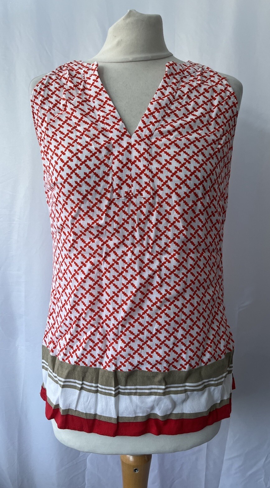 Banana Republic Women's Red Mix Sleeveless Blouse Size S