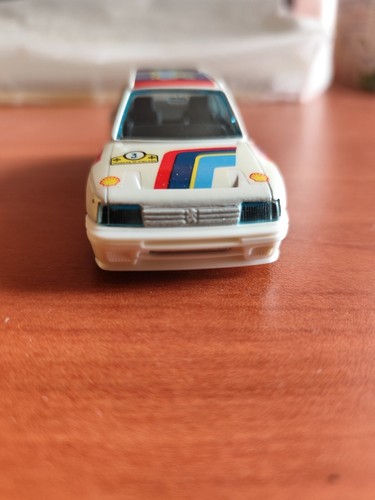 1:43 Lotto 4 Modelli Burago, Ford Sierra + Audi Quattro + BMW M3 + Peugeot 205 - Foto 23 di 24