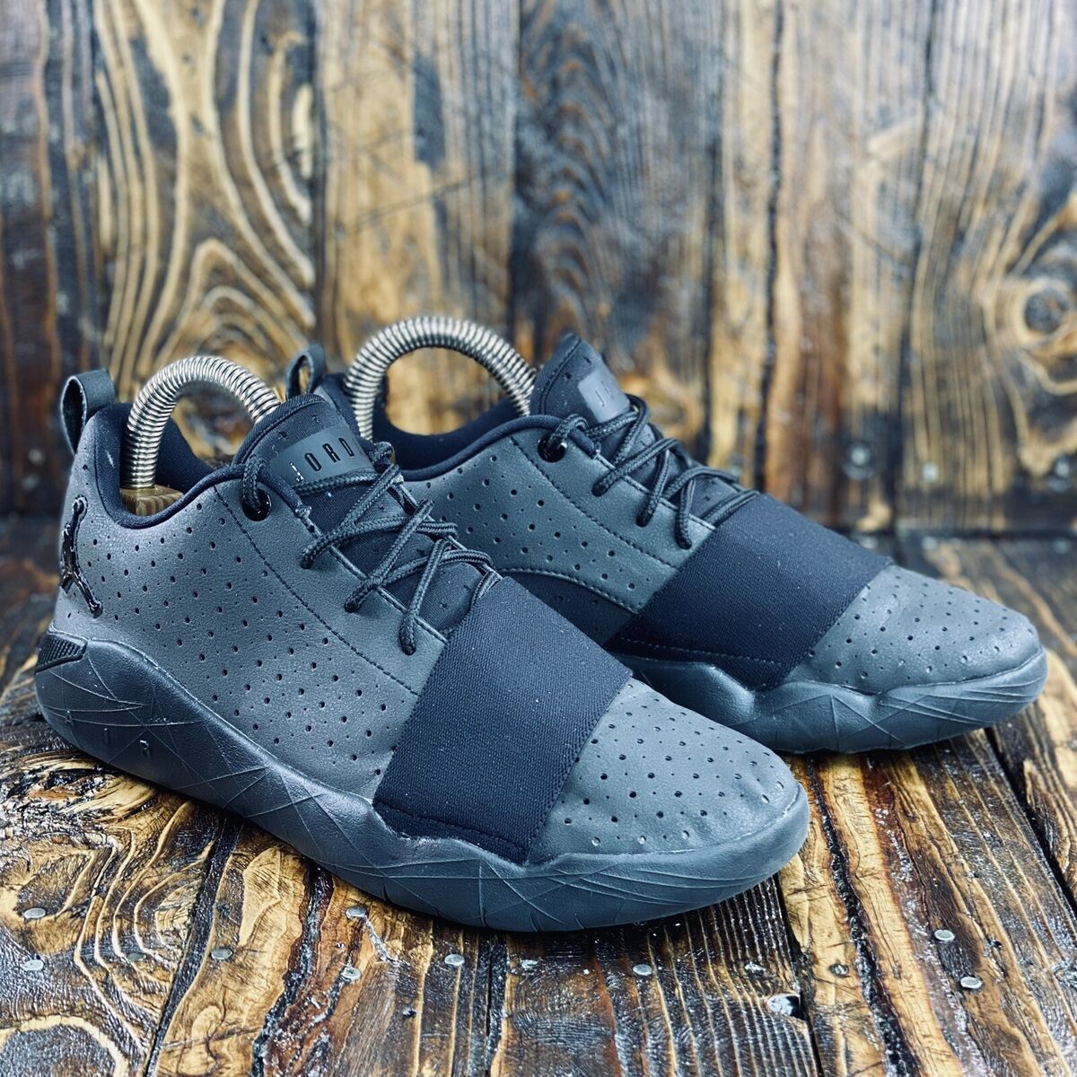 NIKE Air Jordan Breakout 23 Trainer Shoes 881449-010 Black NIKE Air Jordan Breakout 23 Trainer Shoes 881449-010 Black