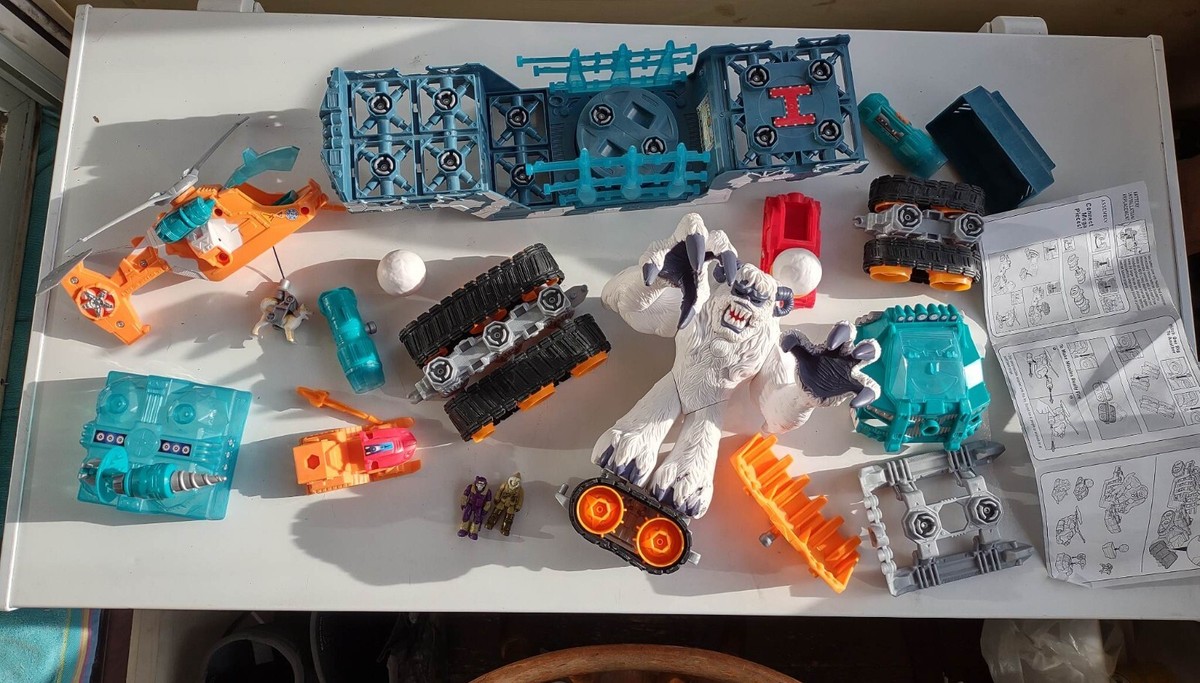 Matchbox Mega Rig Snowmonster Yeti/Set Monster Doesn't Roar