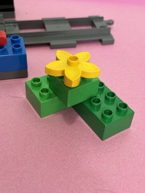 Lego Duplo Level Crossing Set 3773 Train Railroad Crossing EUC COMPLETE