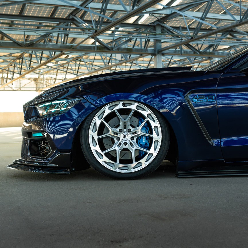 McLaren 570GT Front Wheel Silver