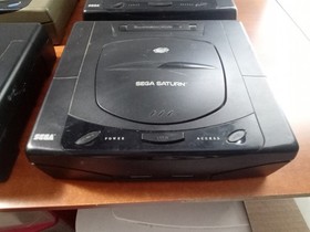 *DEFECTIVE* Lot of 4 SEGA Saturn Home Consoles *AS-IS PARTS / REPAIR*