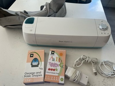Cricut Explore Air Die Cutting Machine With Bag And 2 Cartridges