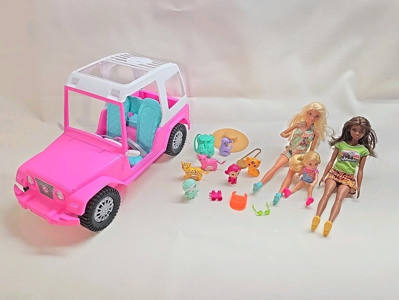 Barbie and Friends wildlife Jeep Adventures Doll Play Set
