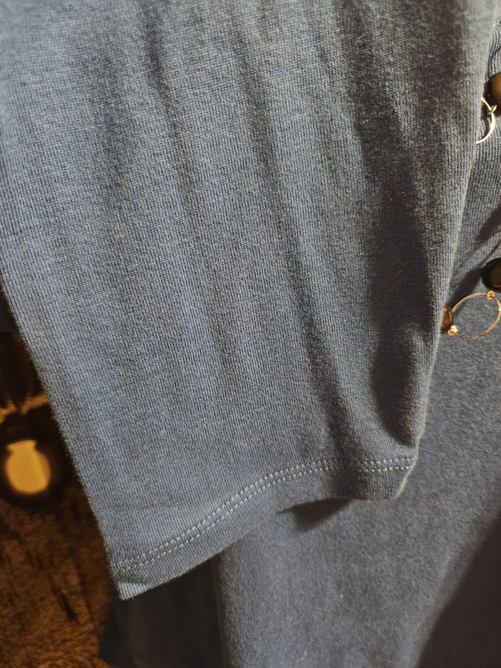 CROFT & BARROW, CAMISETA LISA MUJER NUEVA AZUL CUELLO EN V ALGODÓN MANGA LARGA, TALLA XXL Foto 4 de 4