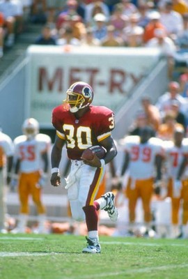 Brian Mitchell Washington Redskins carries the ball v the Tampa Ba- Old Photo 6