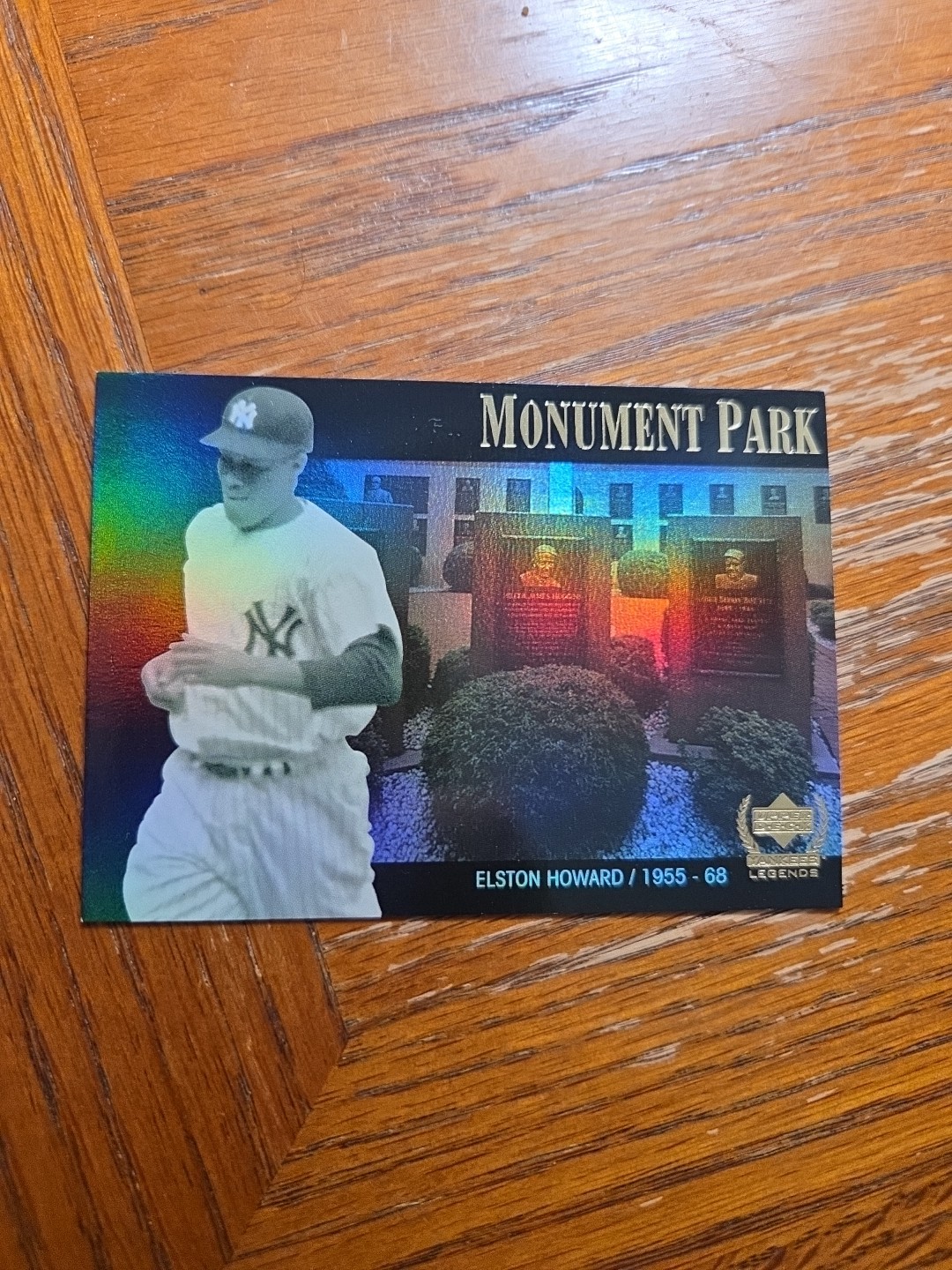 2000 Upper Deck Yankees Legends #MP6 Elston Howard Monument Park
