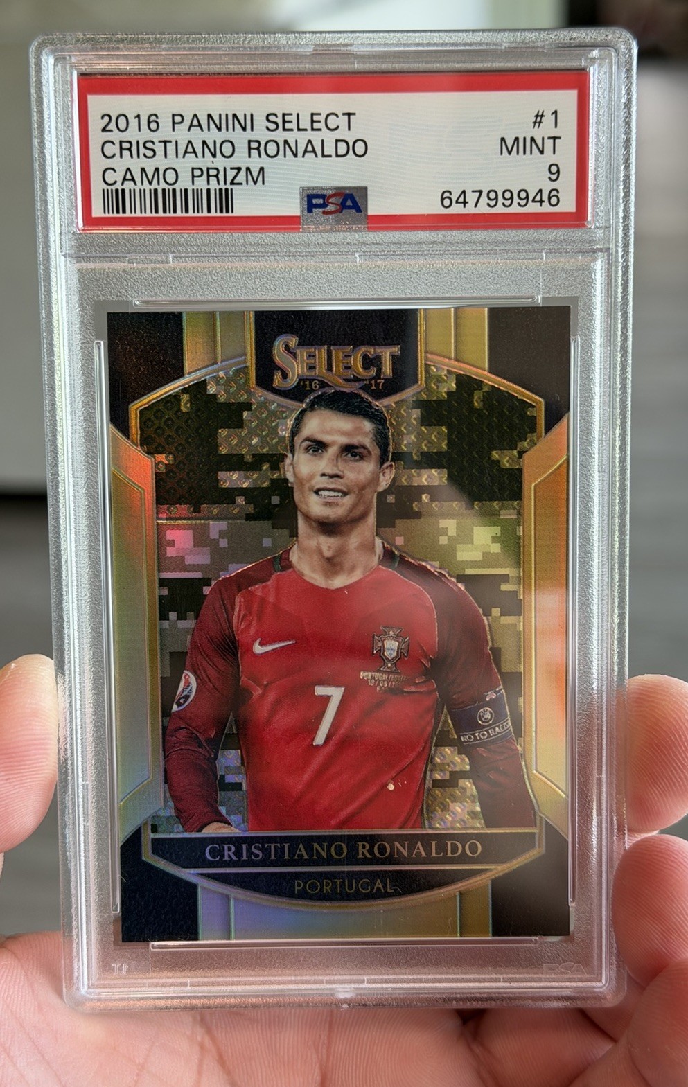 2016-17 Panini Select Soccer Cristiano Ronaldo Camo Prizm /20 PSA 9 Portugal view 3