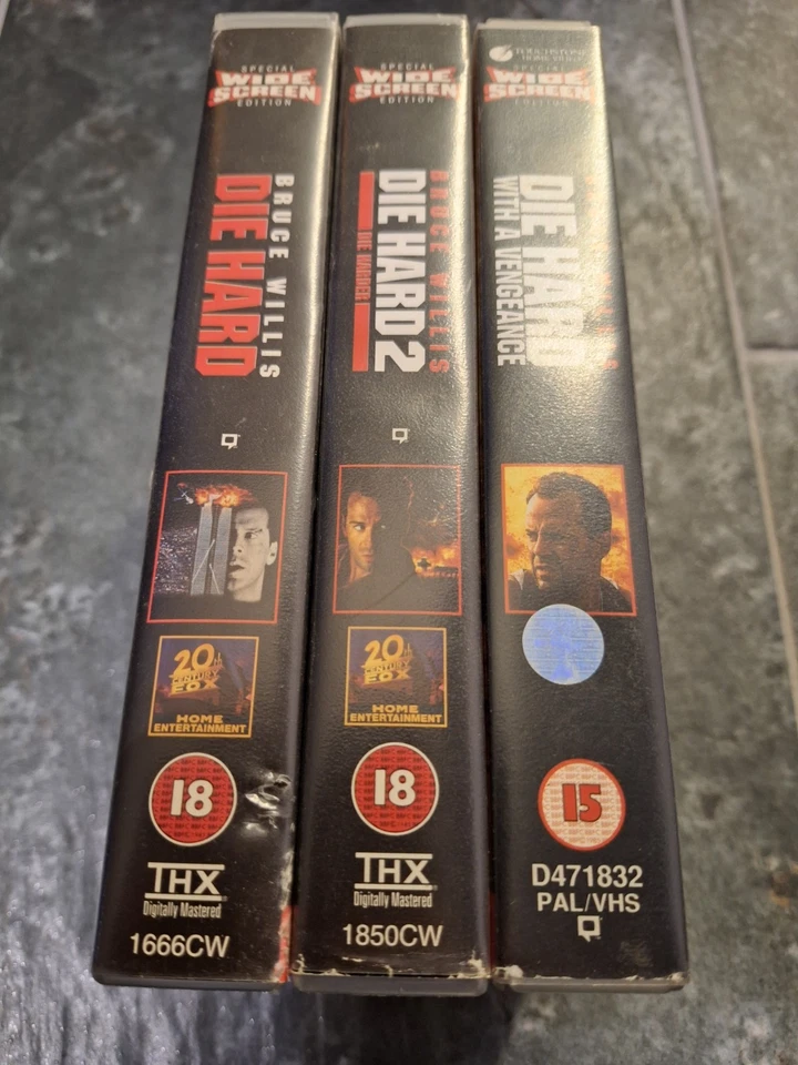 Die Hard Trilogy Widescreen Bundle UK PAL VHS THX  Bruce Willis - Image 3 of 4