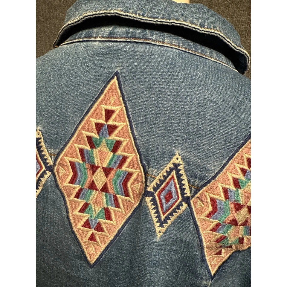 Chaqueta vaquera Koret Denim 16W talla grande bordada Boho Western retazos nueva con etiquetas Foto 3 de 4