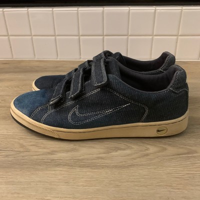 nike brs trainers