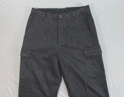 Banana Republic Vintage Emerson Heavyweight Wool Flannel Cargo Pants. 34X29, EUC - Picture 5 of 9