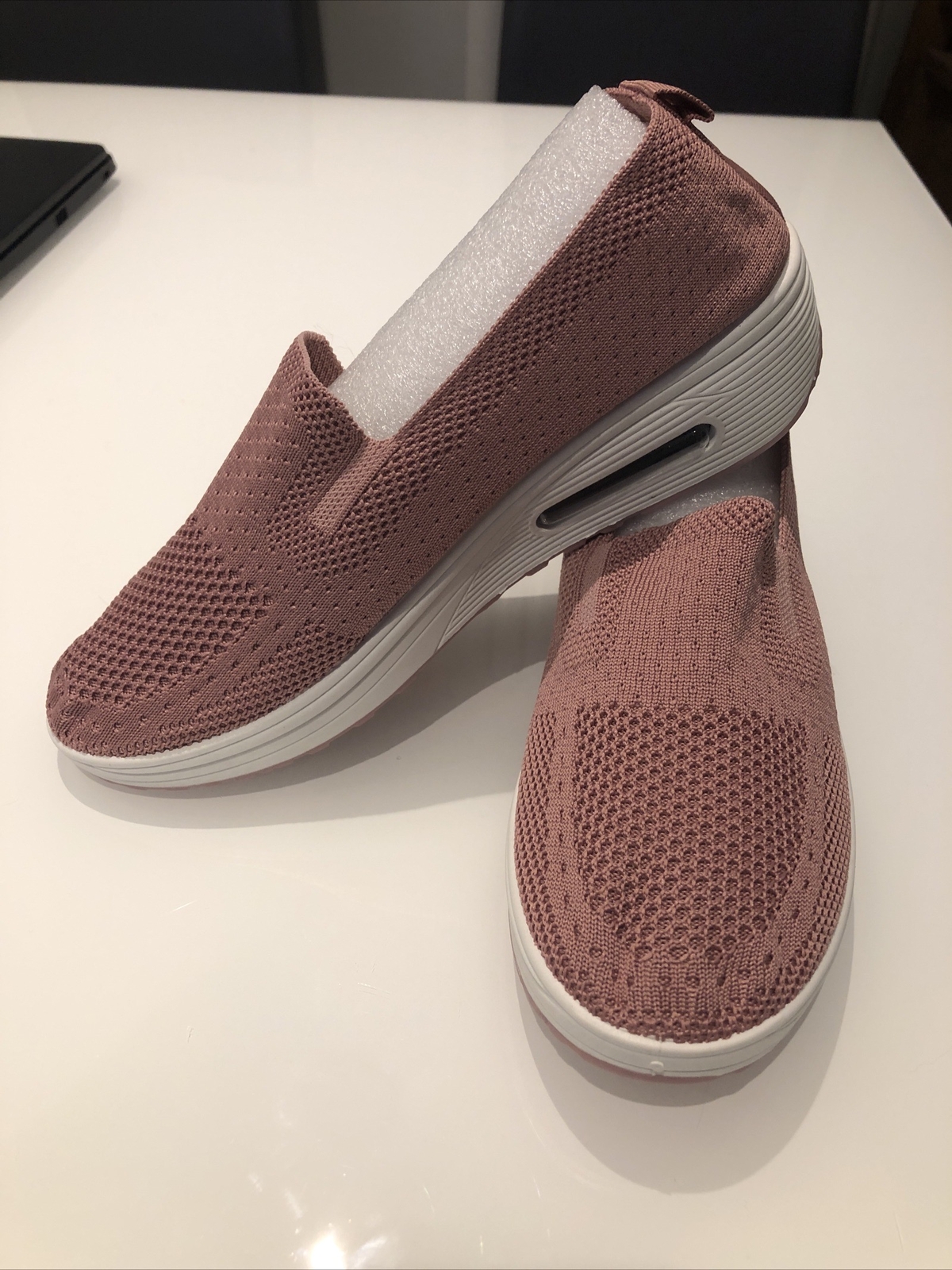 Ladies Knitted Slip On Trainer Shoes With Air Comfort Soles Pink Size