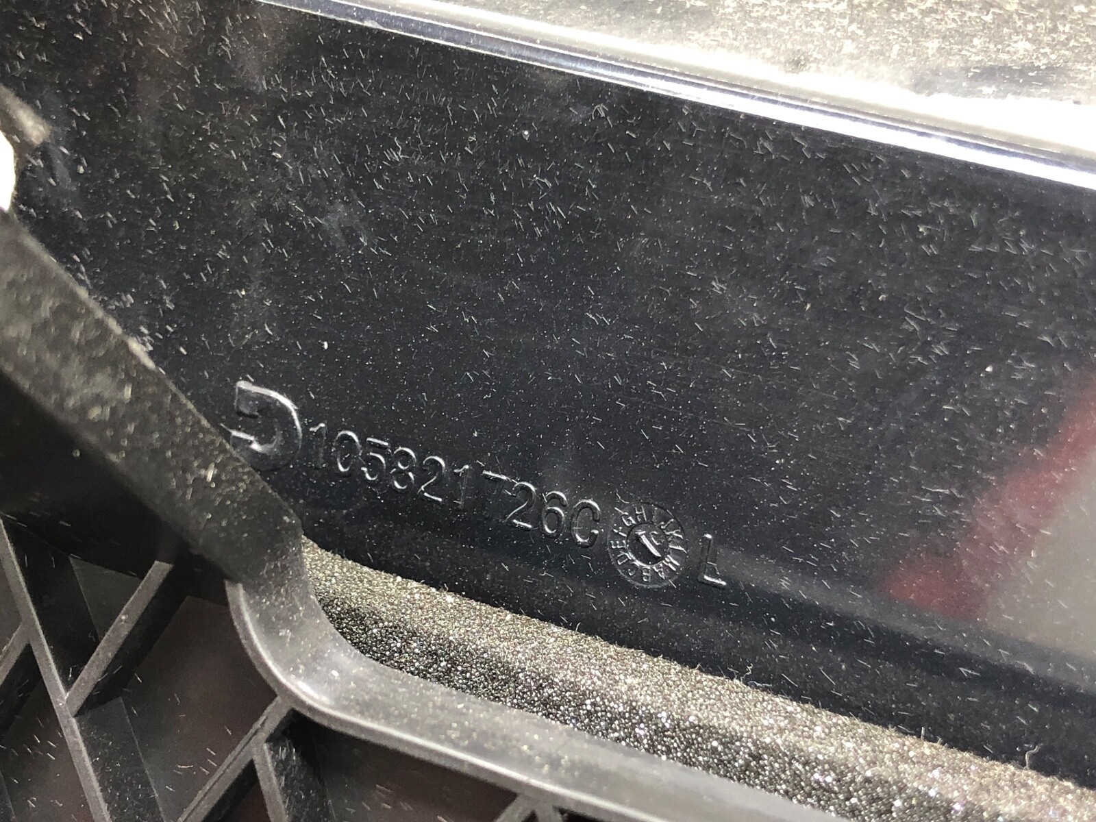 2014-2019 MASERATI GHIBLI S Q4 GLOVE BOX OEM.