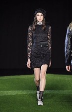 MARC BY MARC JACOBS 'Isabella' Lace Fit & Flare Dress ( Size 0)