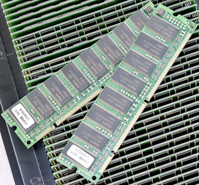 2x 256MB = 512 MB HYNIX SD-RAM 53501026 APPLE IMAC G3 EMAC G4 POWERMAC G4 M567