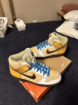 Nike Dunk High Premium Vegas Gold 2006 306968 - 721 Size  display picture 2